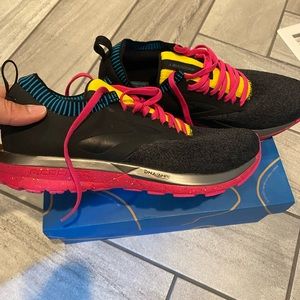 New Brooks Ricochet LE